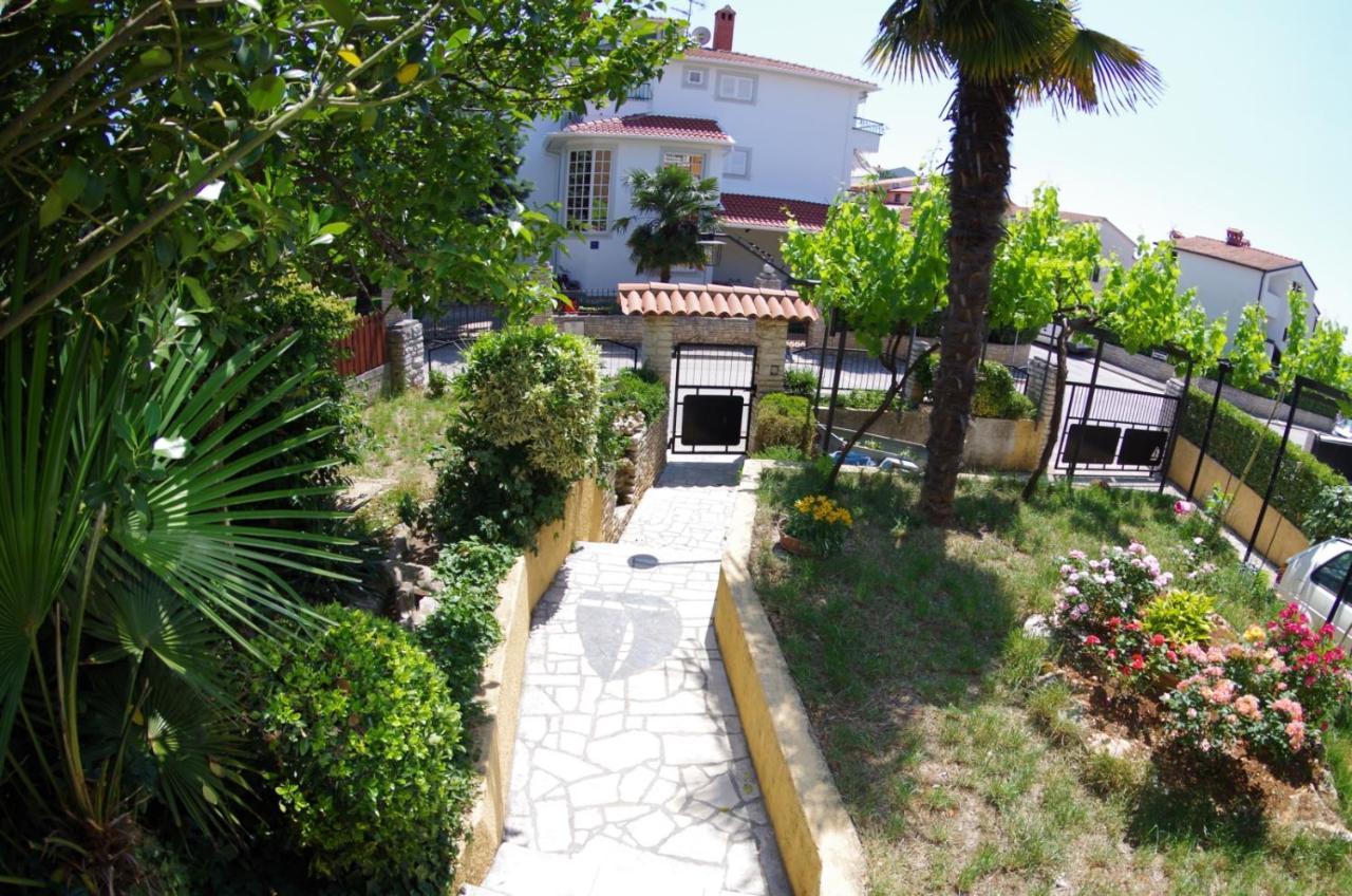 Holiday Apartments Ruzica, Пиешчана Увала Екстериор снимка