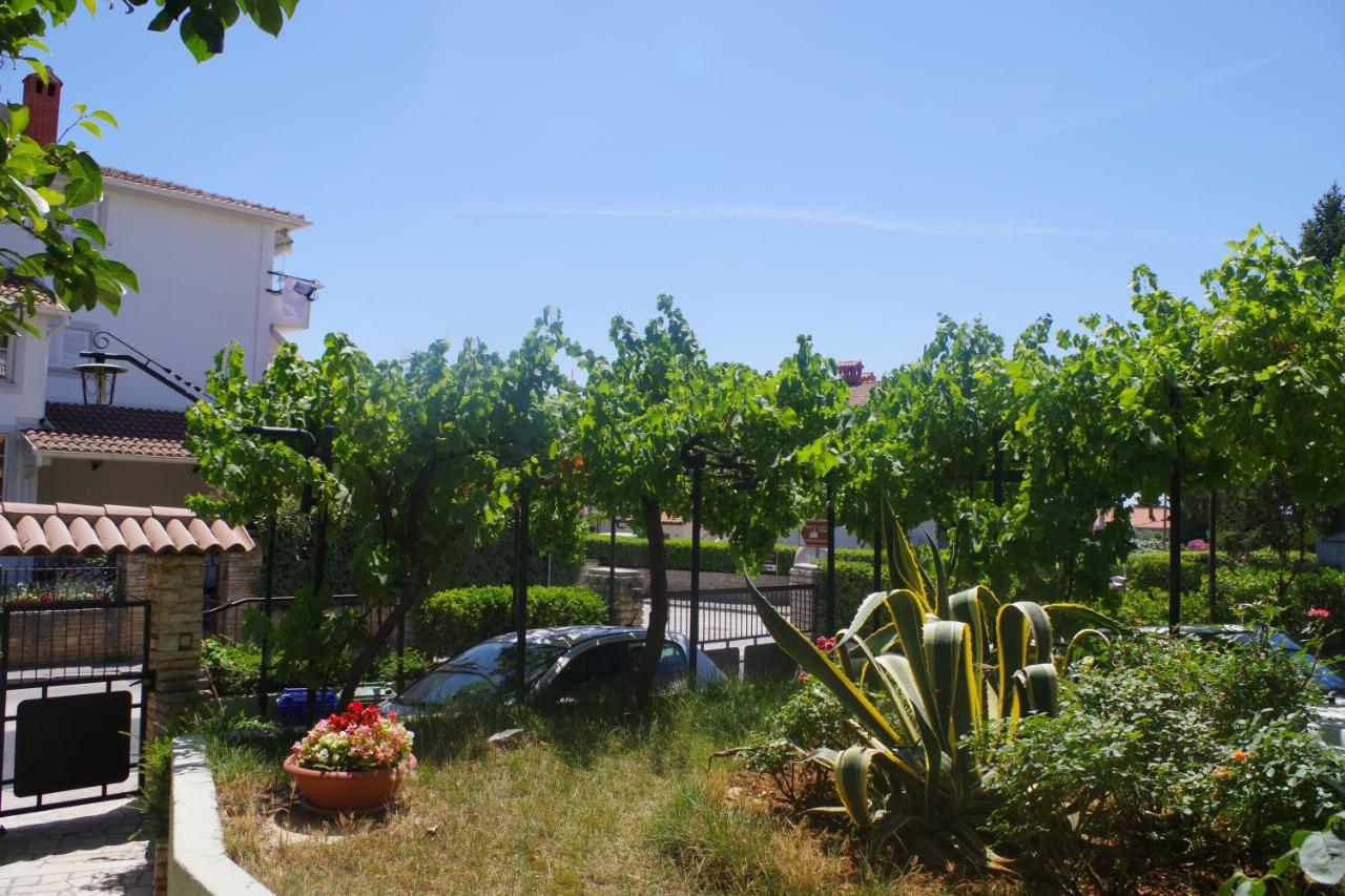 Holiday Apartments Ruzica, Пиешчана Увала Екстериор снимка