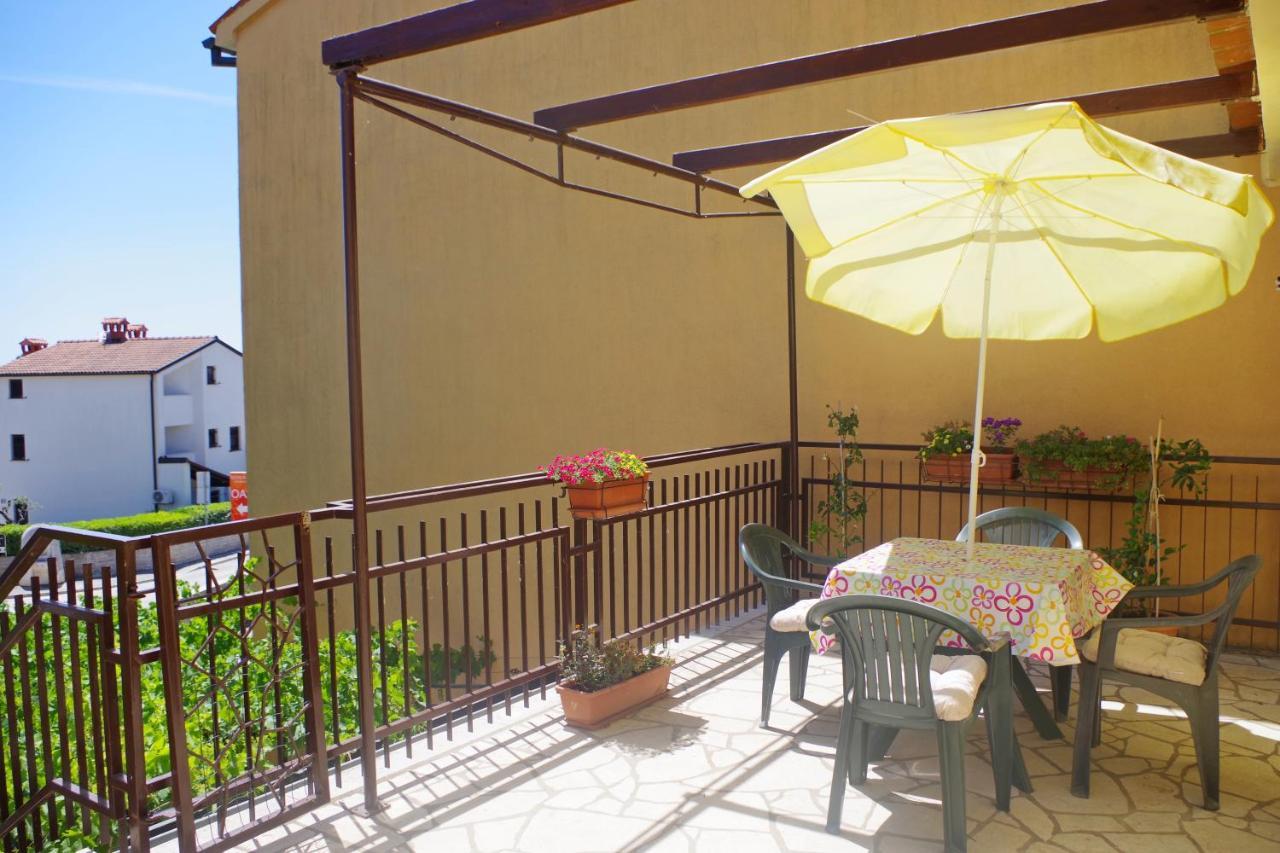 Holiday Apartments Ruzica, Пиешчана Увала Екстериор снимка