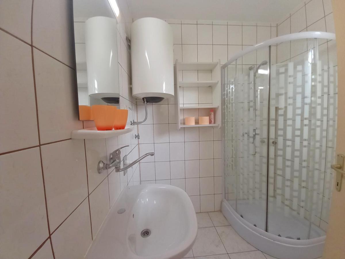 Holiday Apartments Ruzica, Пиешчана Увала Екстериор снимка